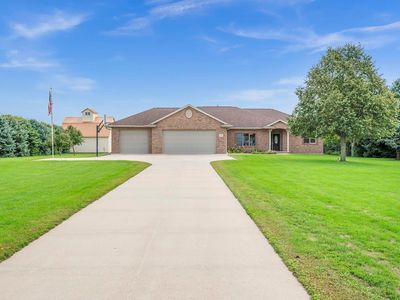 2578 225th Ave