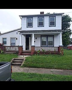 827 Maggie Walker Ave