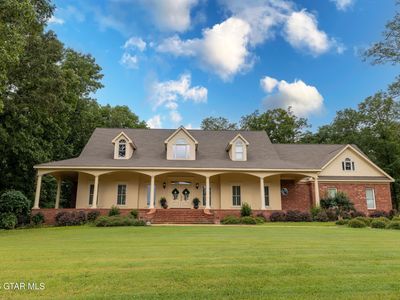 1477 W Lakeshore Dr