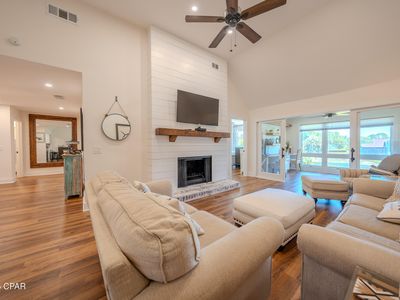 4301 Bay Point Rd #482