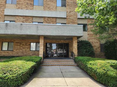 86 W 33rd St APT 207