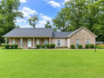 211 Betty St