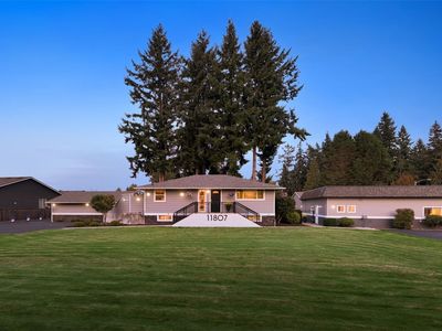 11807 51st Avenue NE