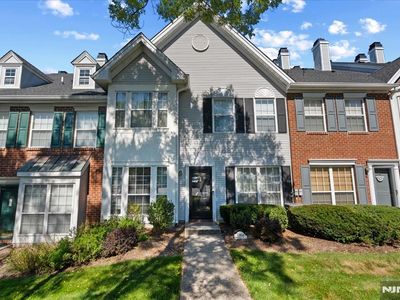 1066 Chedworth Circle