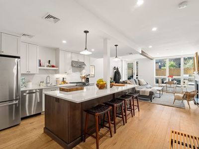 236 W Newton St #1