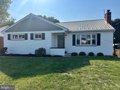 9830 Sharpsburg Pike