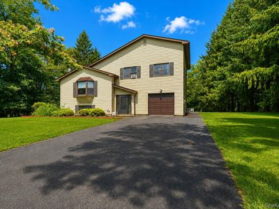Property at 18 Hillside Road, Slate Hill, NY