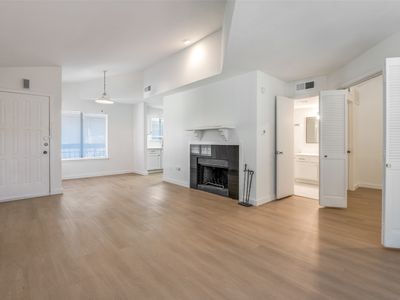 5550 Spring Valley Rd APT D31