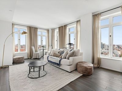 543 W 122nd St APT 17C