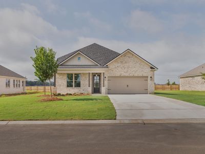 220 Farmland Cir