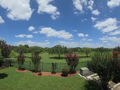6906 Cedar Breeze