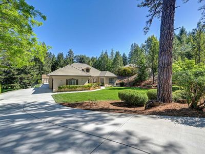5180 Bella Vista Cir