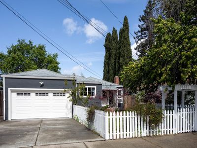 402 Poplar Ave