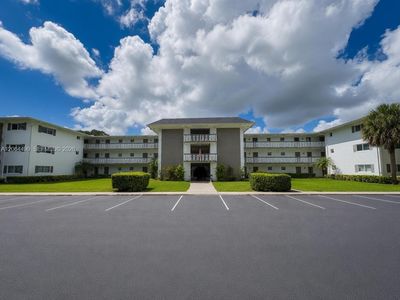 1201 Hillcrest Ct APT 205