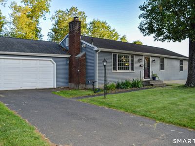 33 Douglas Drive