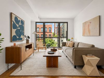 500 4th Ave APT 3A