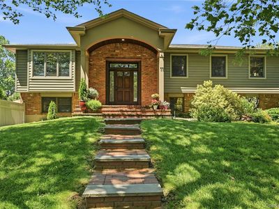 11 Rockrose Lane