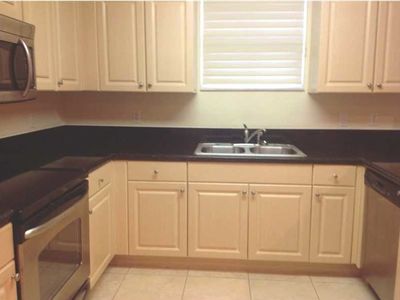 11401 NW 89th St APT 210