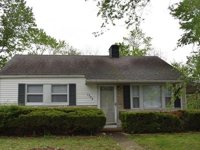 1504 Bel Aire Dr