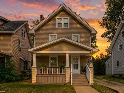 77 Devonshire Dr