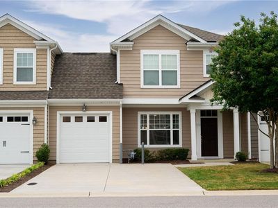 2016 Canning Pl