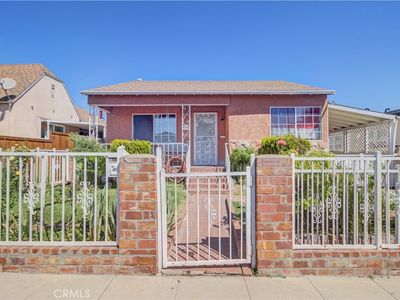 3451 Estrada St