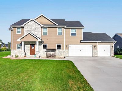 2215 Softwind Rd