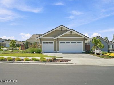 5845 Leaf Springs Pl