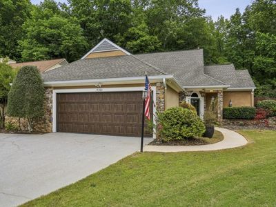 4563 Village Dr