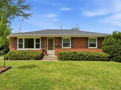 2132 Larry Dr NE