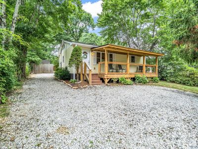 407 Hiawassee Ave