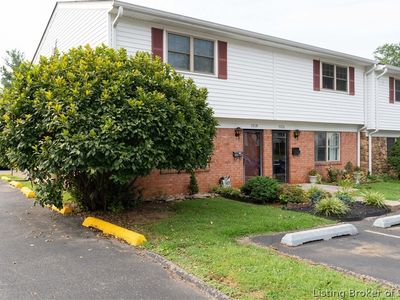 3218 Wooded Way