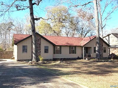 Property at 204 Seville Ln, Rainbow City, AL