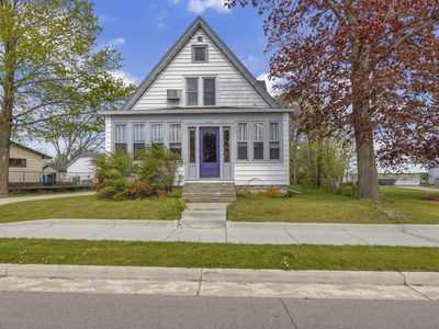 238 N Fond du Lac AVENUE