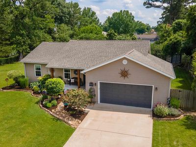 1433 E Gary Dr