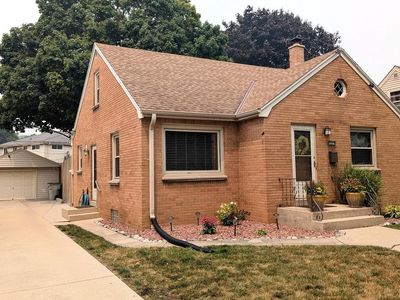 3201 S 72nd STREET