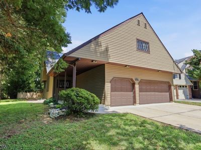 319 Oaklawn Ave
