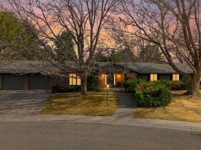 351 McFarland Ct