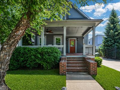 64 Howell St SE
