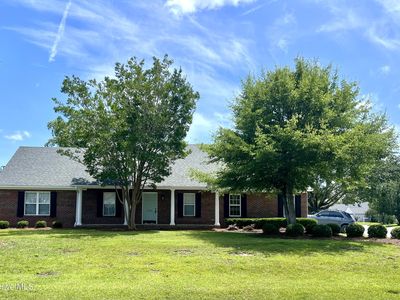 5200 Woods Edge Road