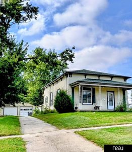 Property at 403 S 4th St, Seward, NE