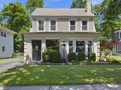 11 Freeman Road