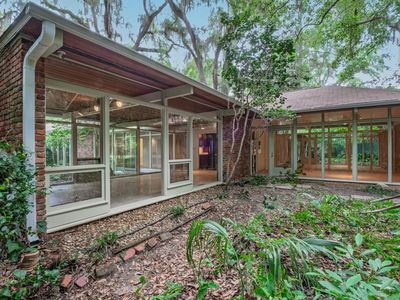 710 Waverly Rd