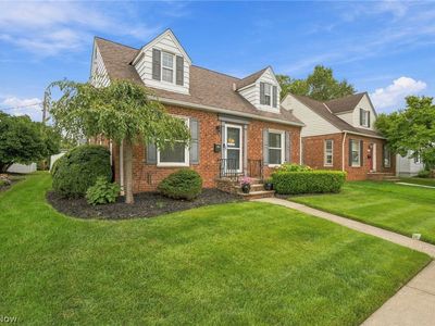 589 S Falmouth Dr