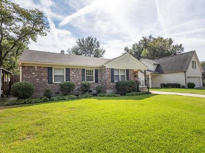 1528 Delmont Rd