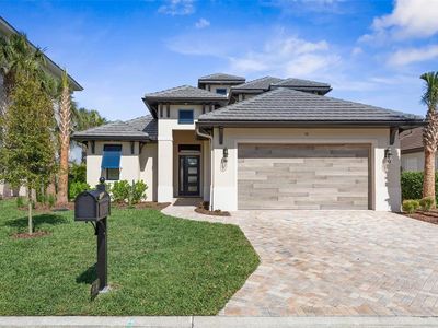 10 NORTHSHORE DRIVE