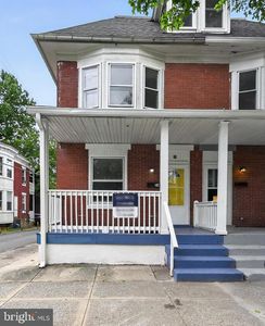 74 N 18th St