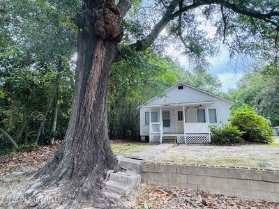 2406 17th Ave