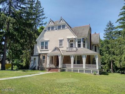190 Ridge Street