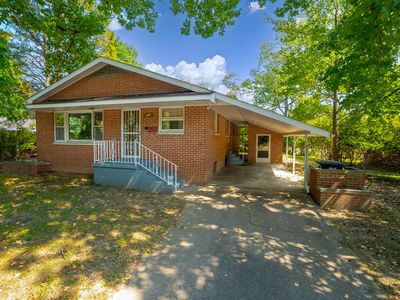 Property at 701 S Benwood Dr, Carbondale, IL
